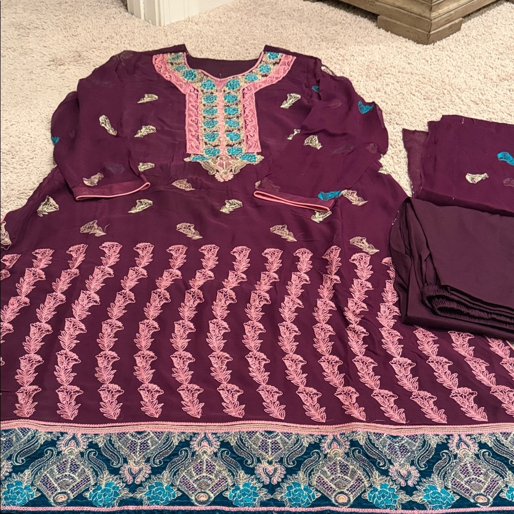 Salwar Kameez Deep Purple and Teal Set
